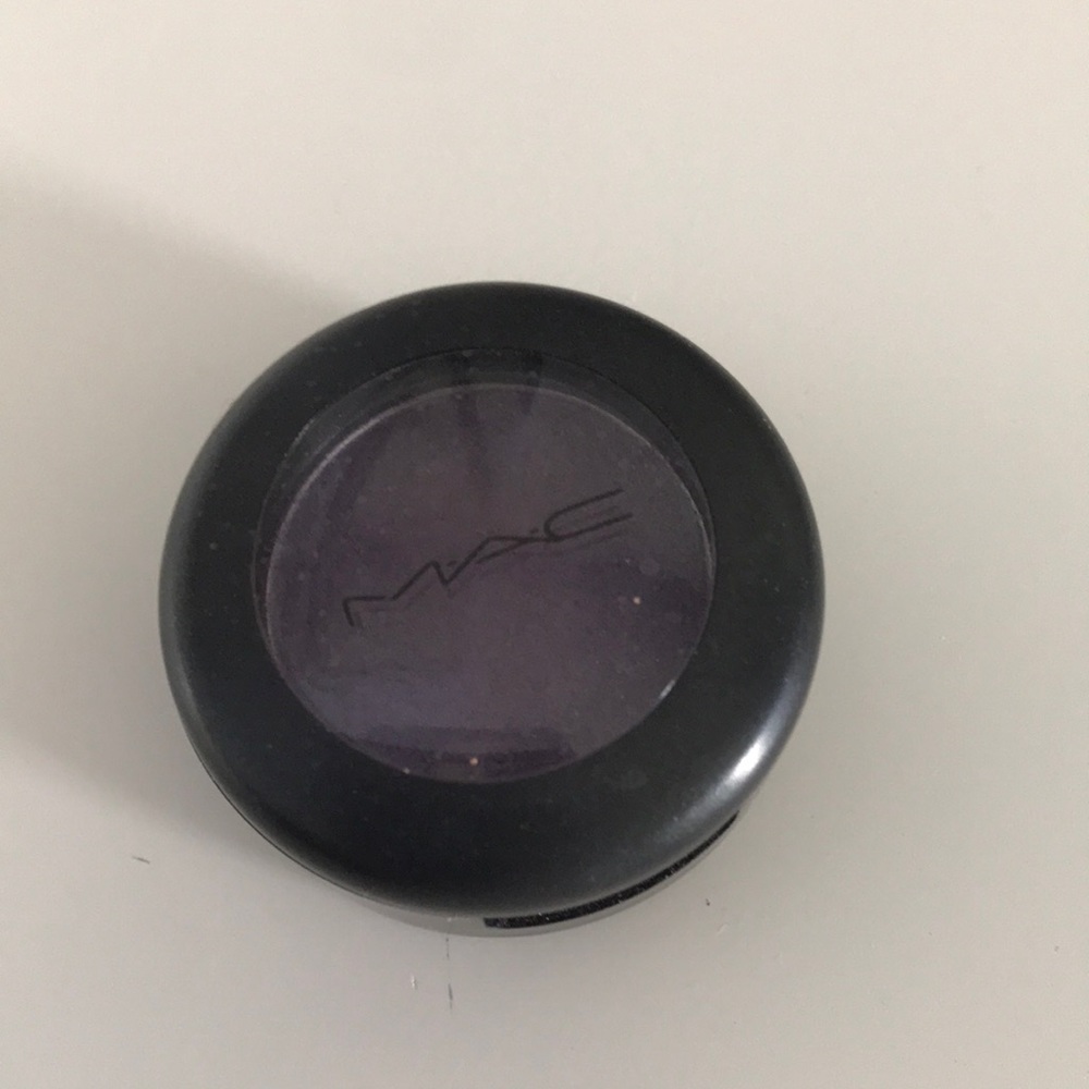 MAC eyeshadow